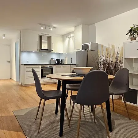 Bolberg Rückzugsort, Yoga-zimmer, Büro, Hobbyküche Apartamento Tübingen